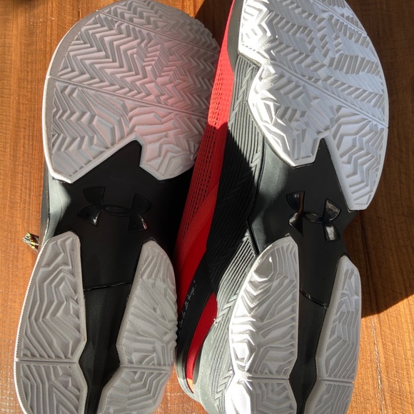 Rare Steph Curry 2 Low Top Basketball Shoe - Picture 5 of 5